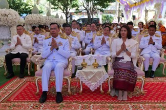 พิธีต้อนรับและฉลองสัญญาบัตร - พัดยศ 